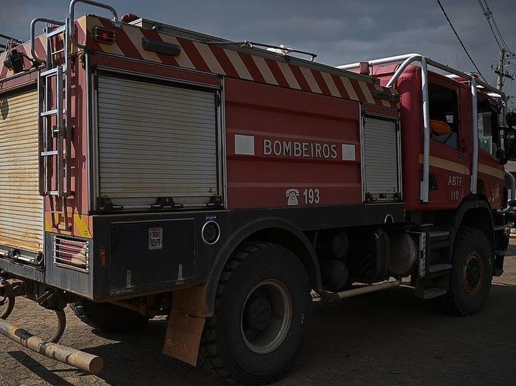 Момент падения самолета в бразильском Сан-Паулу сняли камеры видеонаблюдения