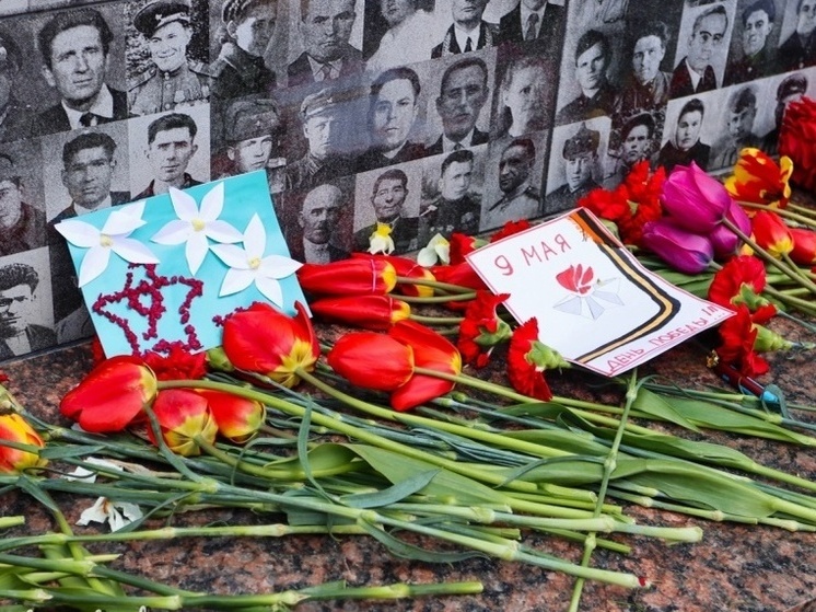 На стендах «Бессмертного полка» смоляне могут разместить портреты своих героев