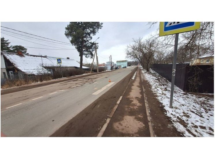 В Смоленске в Красном Бору пенсионерка на «Пежо» сбила девочку