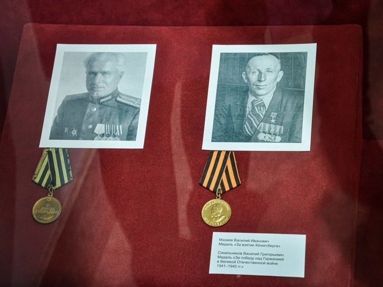  В Оренбурге открылись выставки в честь защитников Родины