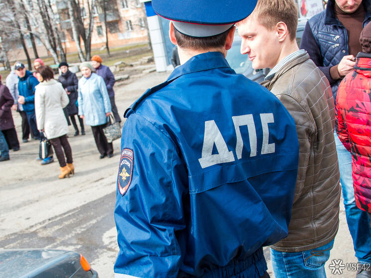 В Кузбассе поймали водителя с правами из интернета
