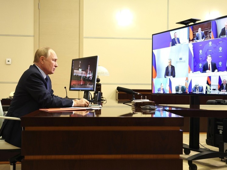 Путин поручил принять дополнительные меры против преступных звонков с Украины
