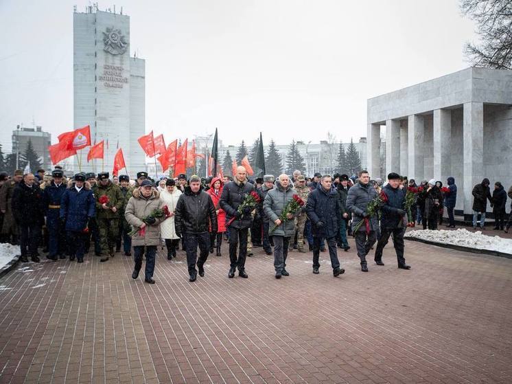 Хинштейн принял участие в мероприятиях к 82-й годовщине освобождения Курска