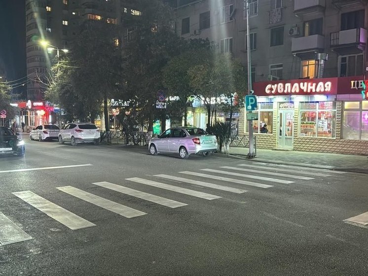 На улице Чебрикова в Сочи водитель Kia сбил 13-летнюю школьницу