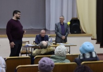 В Ядринском муниципальном округе состоялись встречи главы округа Станислава Трофимова с жителями Иваньковского, Малокарачкинского, Ювановского и Стрелецкого территориальных отделов, в ходе которых подведены итоги деятельности отделов за 2024 год и озвучены планы на 2025 год