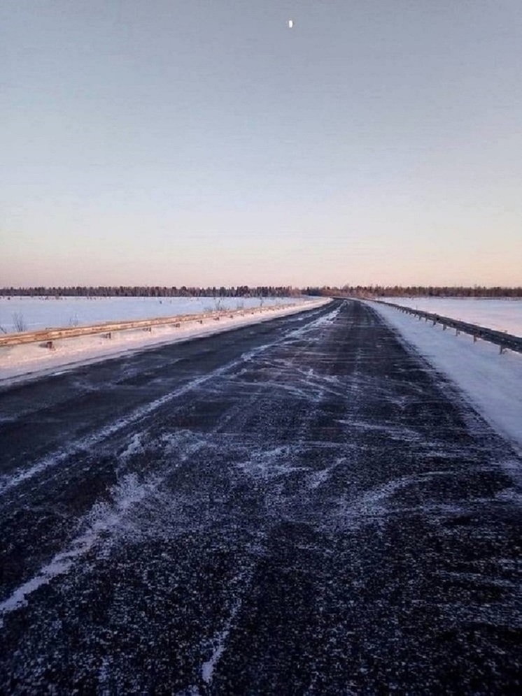 Авто колоннами пустили по дороге Коротчаево — Новый Уренгой