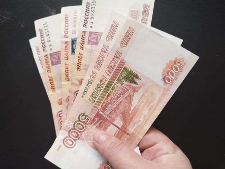 В течение года в Ленинградской области увеличились зарплаты сотрудников кухни