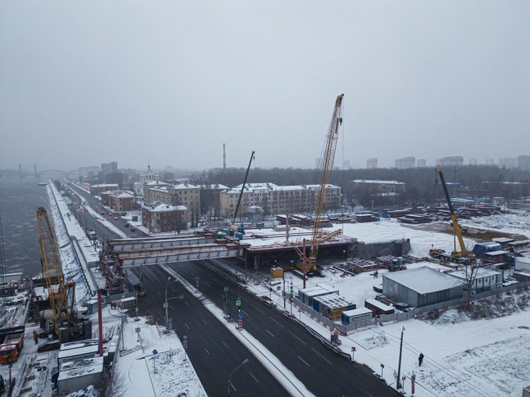 Петербуржцам показали кадры строительства Большого Смоленского моста через Неву