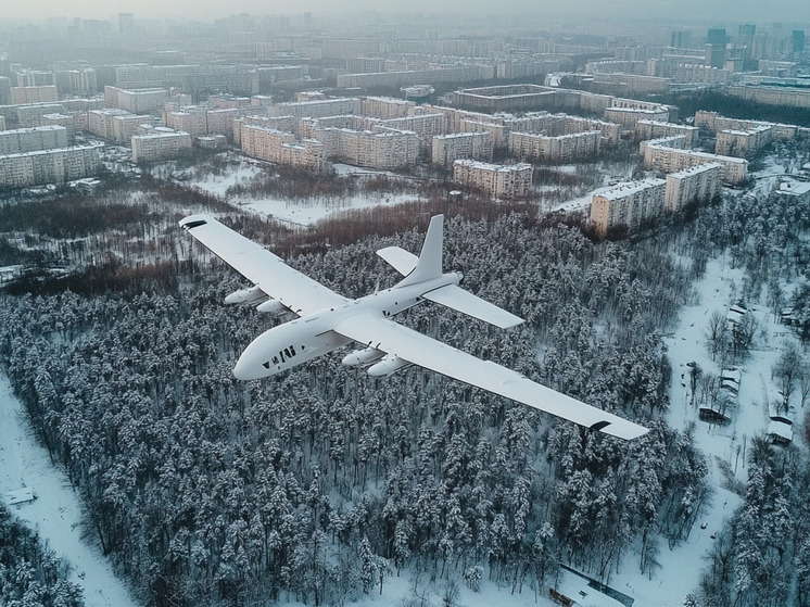 В поселке Афипском Краснодарского края сбили дрон, обломки повредили частный дом