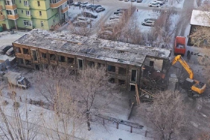 В Красноярске начался снос первого барака на улице Семафорной