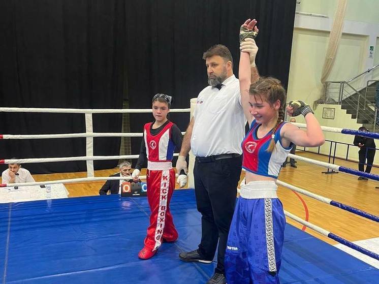 Кикбоксеры из Черкесска привезли 9 медалей с Чемпионата и Первенства СКФО