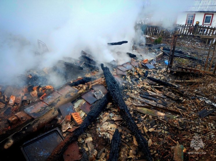 Баня загорелась в Черехе