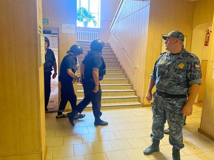 Предполагаемому «барнаульскому маньяку» Манишину продлили арест в СИЗО до конца мая