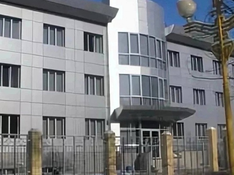 В столице Калмыкии через суд добиваются отселения жильцов аварийного дома