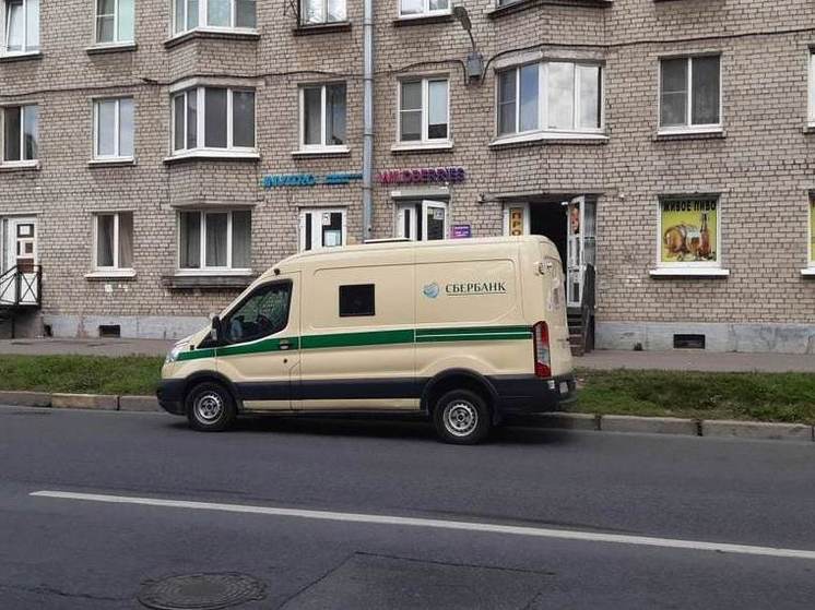 Суд Петербурга вынес приговор мужчине за убийство инкассаторов в 1999 году