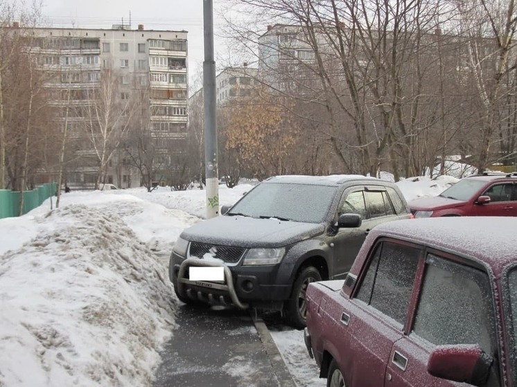 Мэрия Нижнего усилит борьбу с парковками на тротуарах
