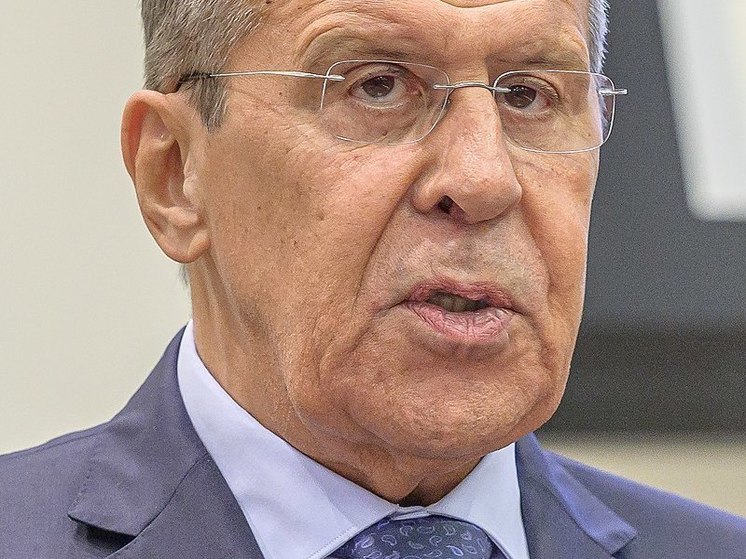 Лавров: Россия пересмотрит свои международные обязательства