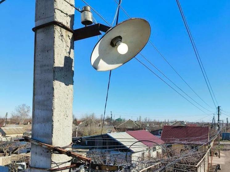 В Мелитополе восстановили освещение двух улиц по просьбе жителей