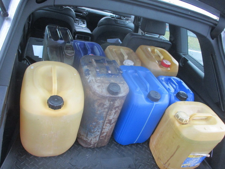 10 тонн топлива не дали вывезти из России смоленские таможенники