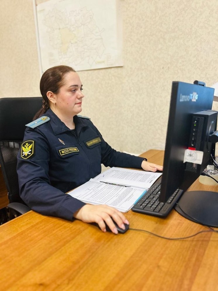 Под Курском мать арестовали за долг по алиментам в 1,5 млн рублей