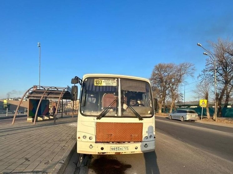 Автобус с пассажирами загорелся в Уссурийске