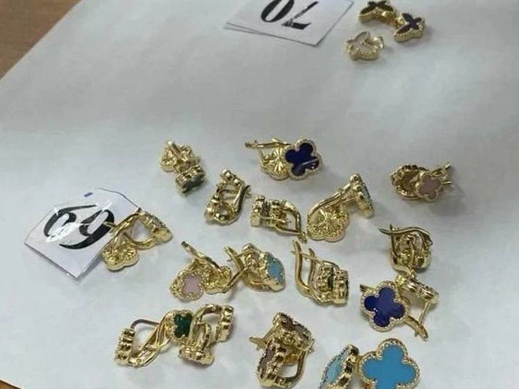 Россиянка пыталась провезти из Турции в Сочи 6,5 кг золотых украшений