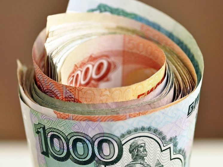 Минфин: в январе дефицит бюджета России составил 1,7 трлн рублей