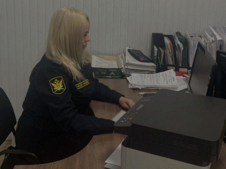 Приставы помогли жителям Евпатории получить зарплату от нечестного бизнесмена
