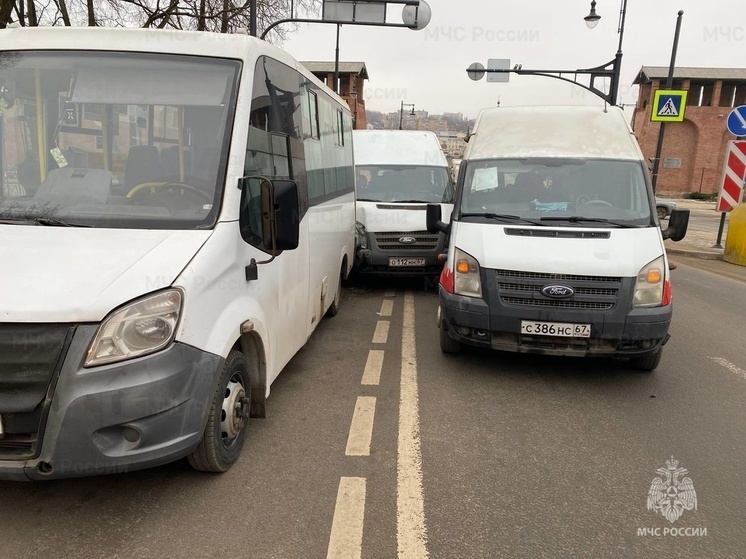 В Смоленске произошло массовое ДТП с участием маршруток