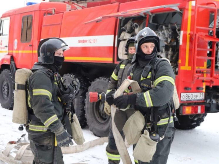 В Белгородском районе отработали порядок действий при возгорании дома из-за БПЛА