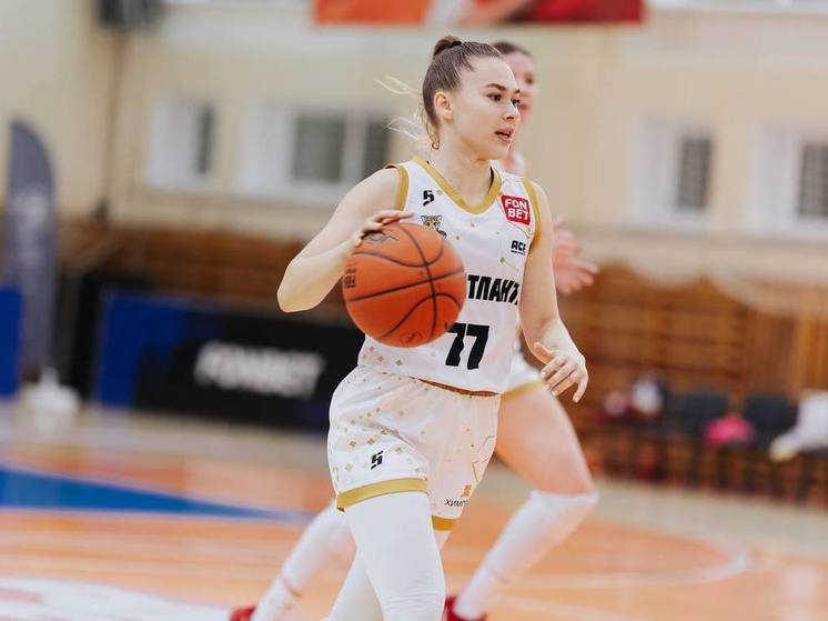 Баскетболистки «ЧГУ-Атланты» одолели соперниц из Оренбурга