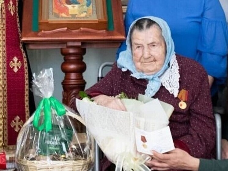 Участница ВОВ из Хабаровска отметила 100-й день рождения