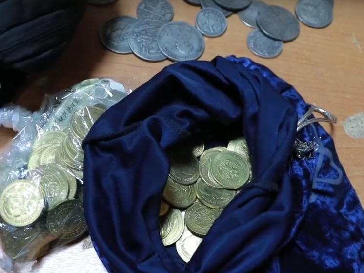 «Не представляют исторической ценности»: аферисты обманули омича при продаже монет