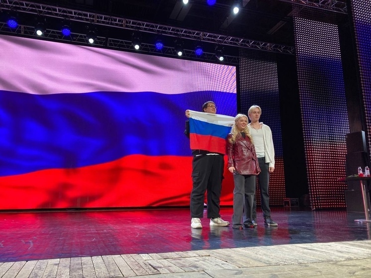 Екатерина Мизулина посетовала на нехватку развлекательного контента для молодежи на встрече в Томске