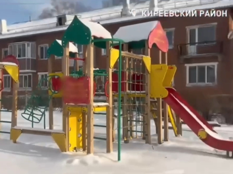 Тульский ОНФ заявил, что дети в Липках играют на опасной площадке