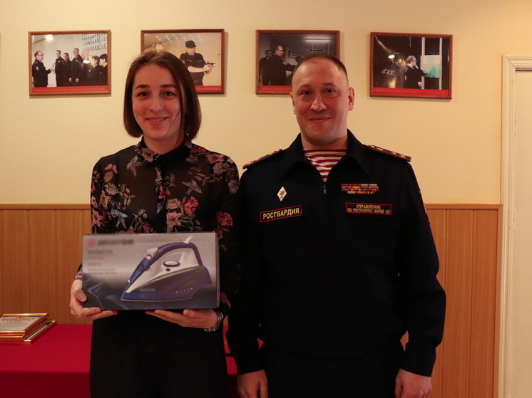 В Марий Эл сотрудники подразделений государственного контроля и лицензионно-разрешительной работы Росгвардии отметили профессиональный праздник