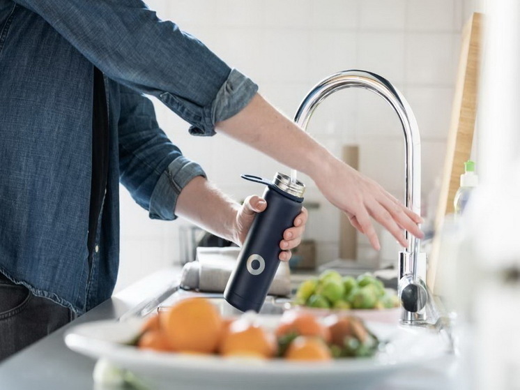 Эксперты выяснили, как часто надо менять многоразовые бутылки для воды