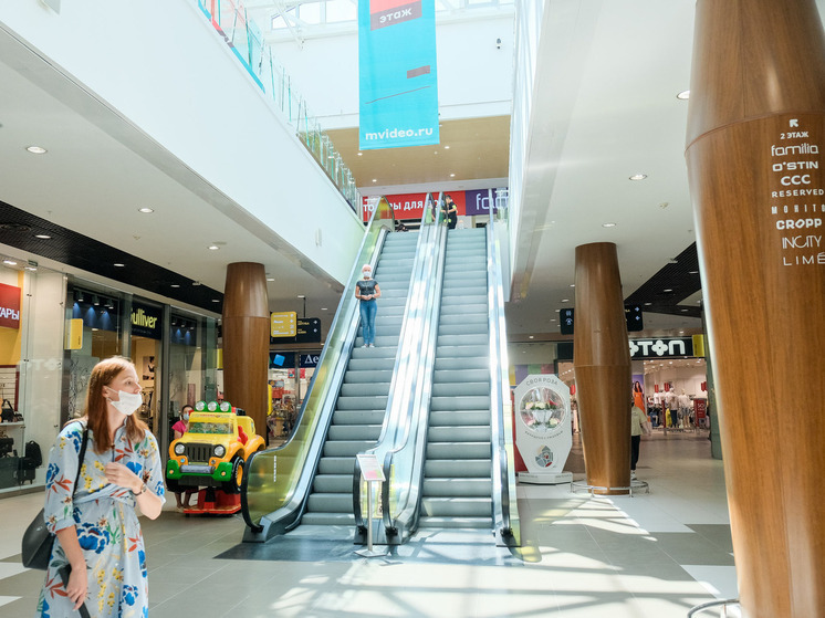 В Волгоградской области ограничат использование иностранных слов на вывесках