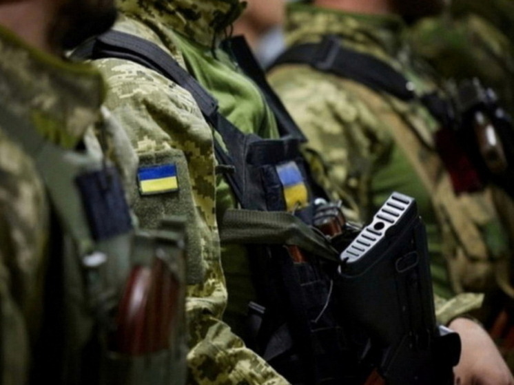 Боевики ВСУ назвали дискриминацией условия контракта для молодых