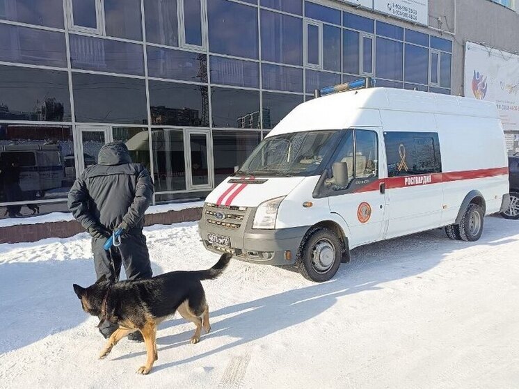 В Улан-Удэ эвакуировали бизнес-центр на Ербанова из-за чайника