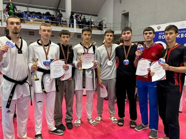 Тхэквондисты Подмосковья завоевали 34 медали в Воронеже
