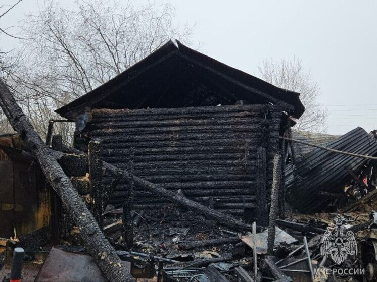 Из-за поджога сгорел дотла дом в Ивановской области
