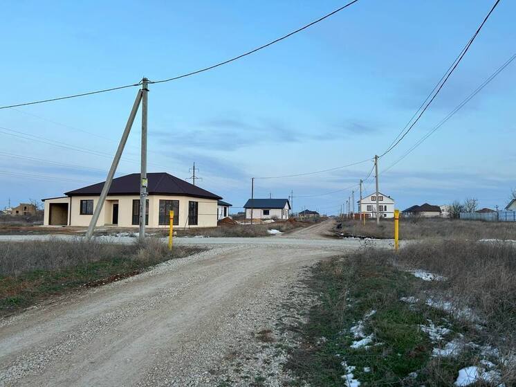 Прокуратура требует обеспечить водоснабжение одной из улиц в городе Саки