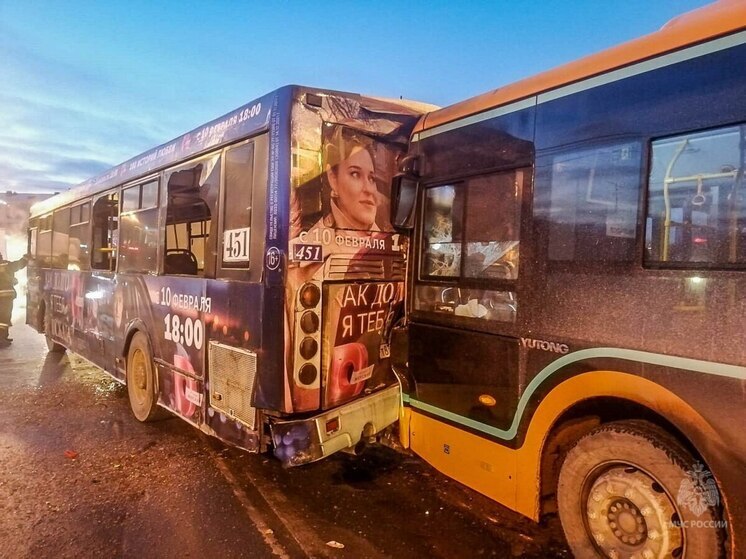 Стало известно точное количество пострадавших в массовой аварии в Омске