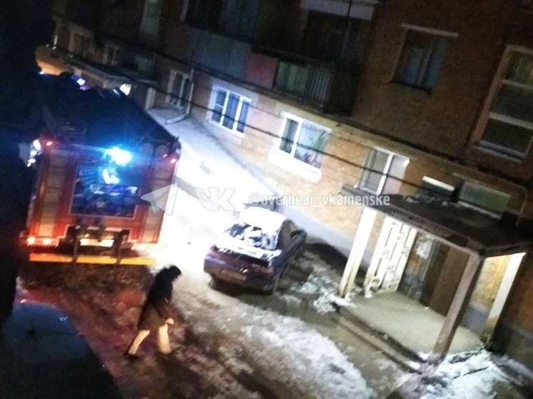 В МЧС прокомментировали ситуацию с пожаром, произошедшим в Каменске-Шахтинском