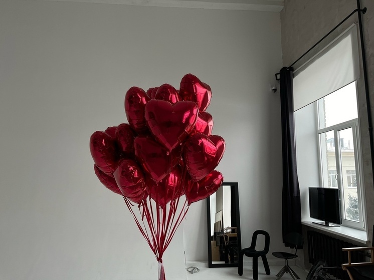 Томские студенты-иностранцы рассказали, что дарят девушкам на День Влюбленных