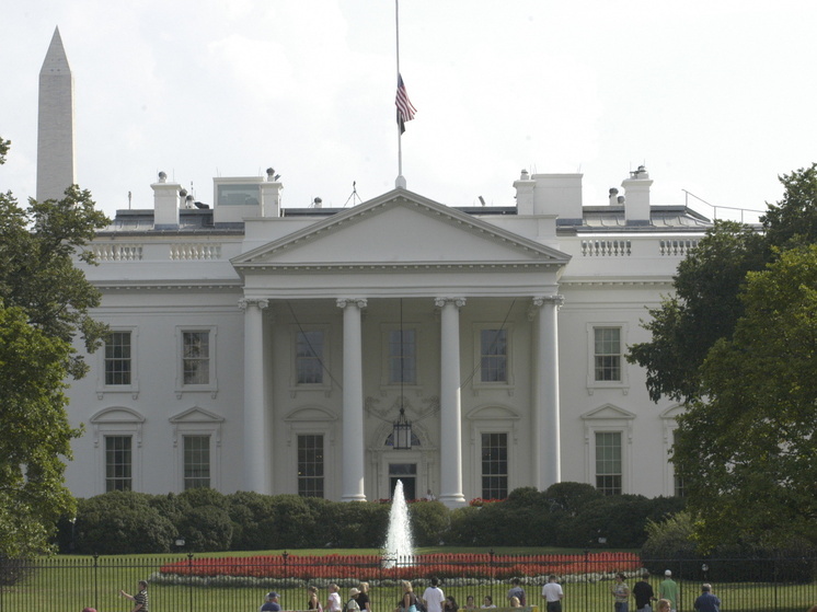NV: Вэнсу не понравились правки Зеленского в договоре о передаче США ископаемых