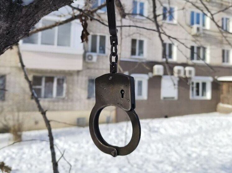 Мужчина помогал аферистам-сотрудникам ФСБ и лишился своего автомобиля в Хабаровском крае