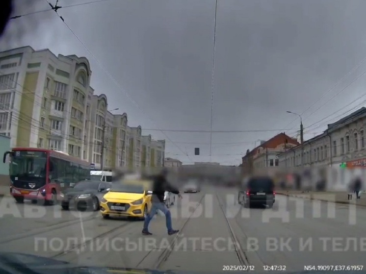 «Зомби-пешехода» обсуждают в соцсетях туляки