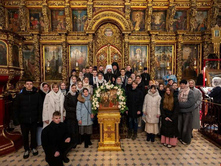 Божественная литургия прошла в Свято-Троицком соборе Пскова